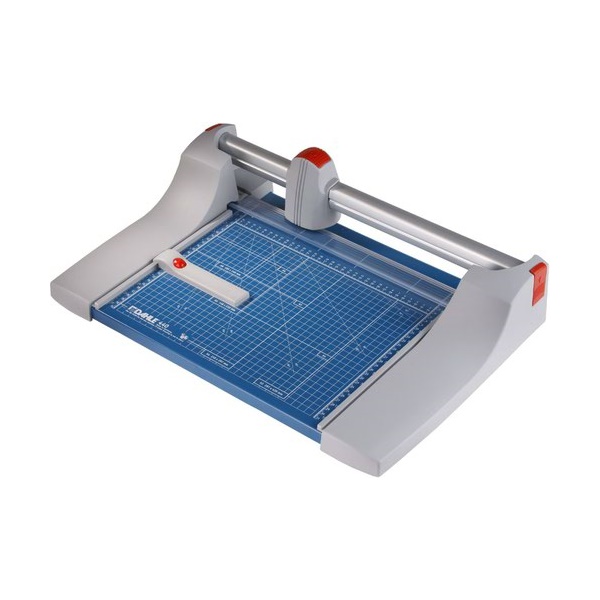 Click for a bigger picture.Dahle 440 A4 Premium Rotary Trimmer - cutt